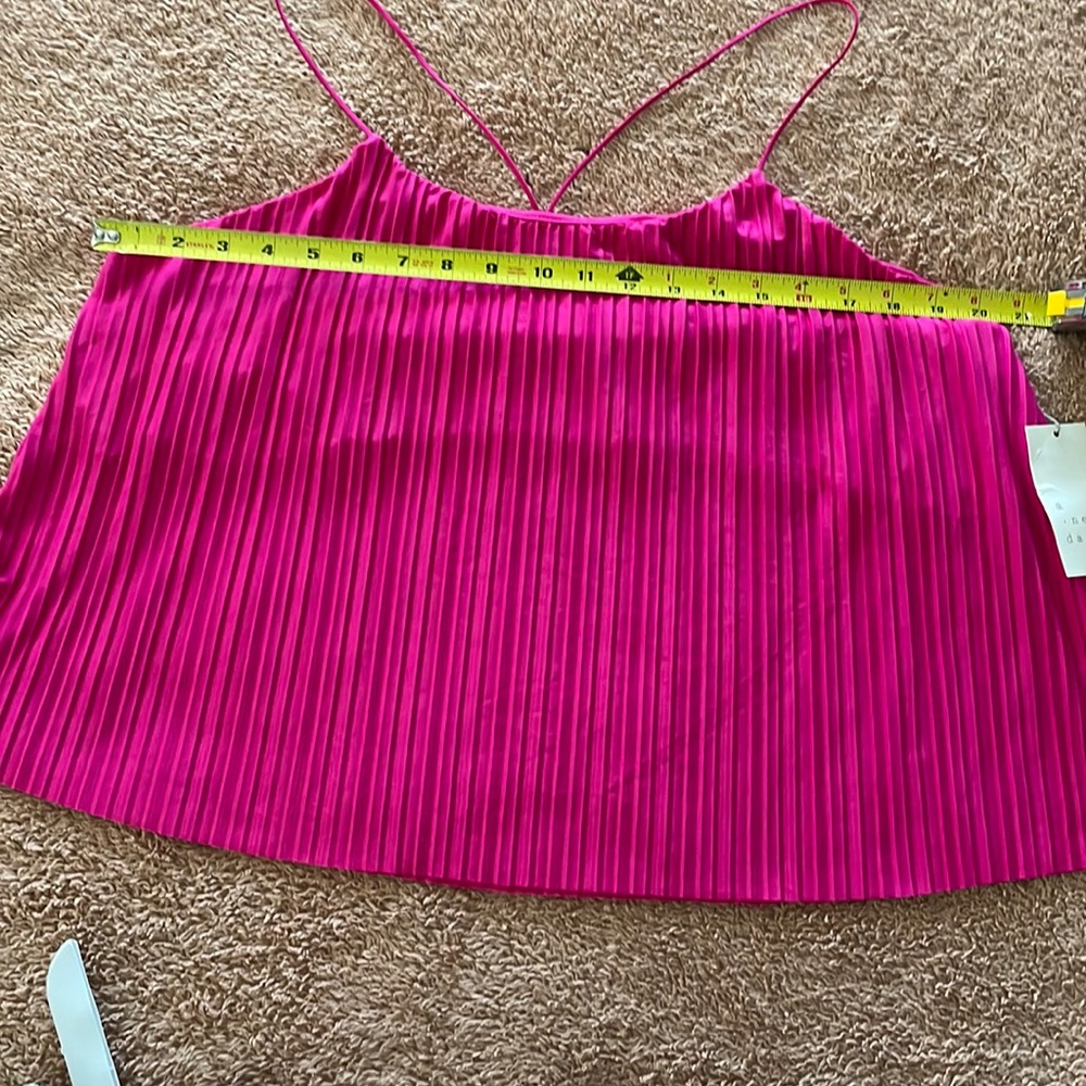 Woman top